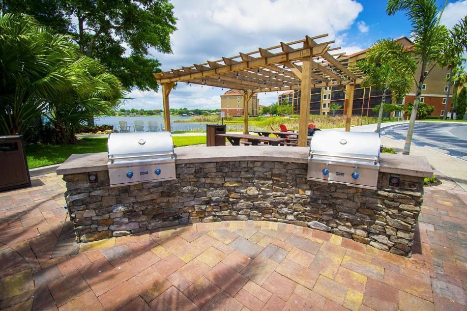 Stunning Condo Near Universal Studios Williamsburg Exterior foto