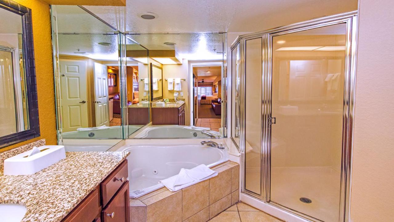 Stunning Condo Near Universal Studios Williamsburg Exterior foto